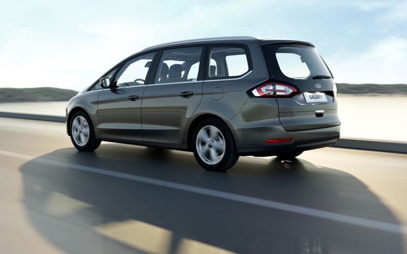 Ford_Galaxy_02