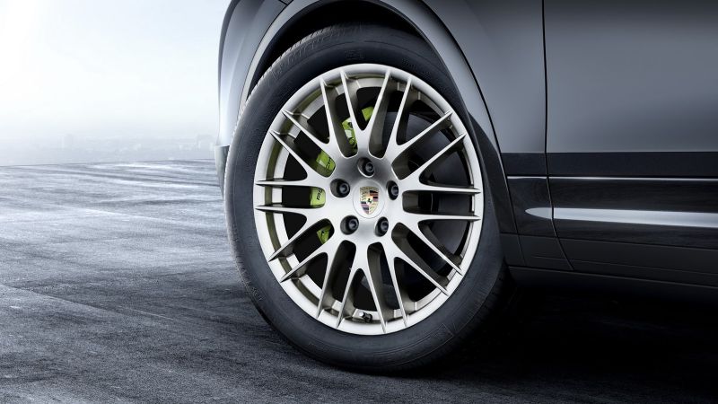 porschecayenneplatedit04