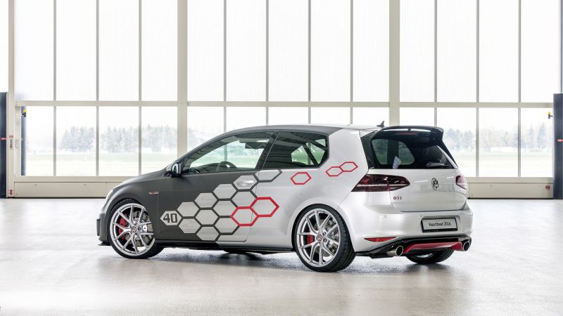 volkswagengolfgtiheartbeat03